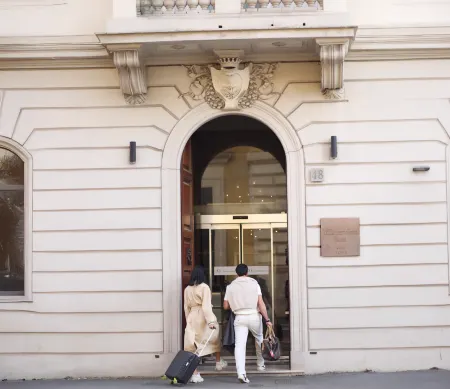 The Independent Hotel
