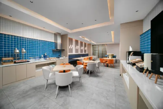 Jinjiang Inn (Harbin Shida Night Market  Hexinglu Road Metro Station ) Отели рядом с достопримечательностью «Harbin·China Normal University Night Market»