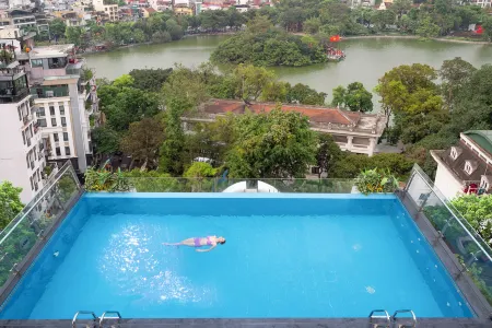The Oriental Jade Hotel
