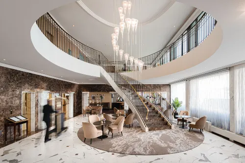 Warwick Geneva Hotels in Geneva