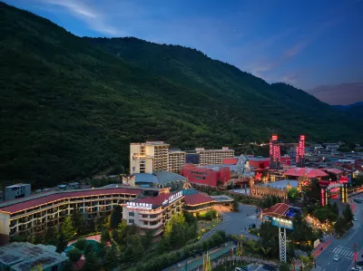 Howard Johnson Tianyuan Resort Hotels near Jiuzhaigou National Park