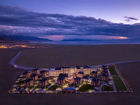 Selim Lake Spruce Resort