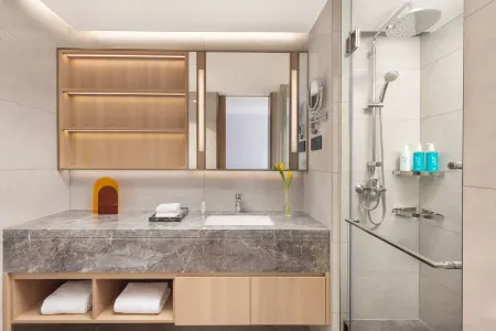 Oakwood Chengzhong Serviced Apartment Wuxi Отели рядом с достопримечательностью «HeZhenLiang Yu AoLinPiKe ChenLieGuan»