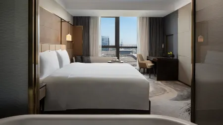 InterContinental Zhengzhou Zhengdong Отели рядом с достопримечательностью «Henan Agricultural University (Longzihu Campus)»