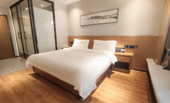 Xishan Travel Hotel (Shiqian Ancient Hot Spring Branch)