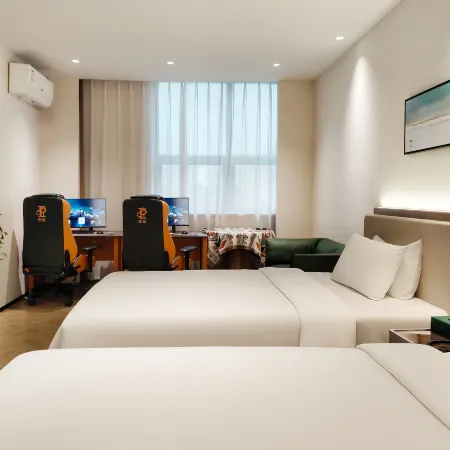 Jingfang E-Sports Hotel (Haining Yintai Branch)