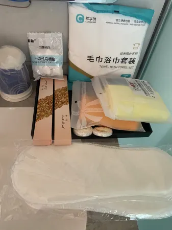 Hezhang Qiaran Homestay Отели рядом с достопримечательностью «Ahsilisi Jiucaiping»