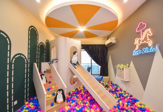 Country Garden Seaview Suite by Nest Home