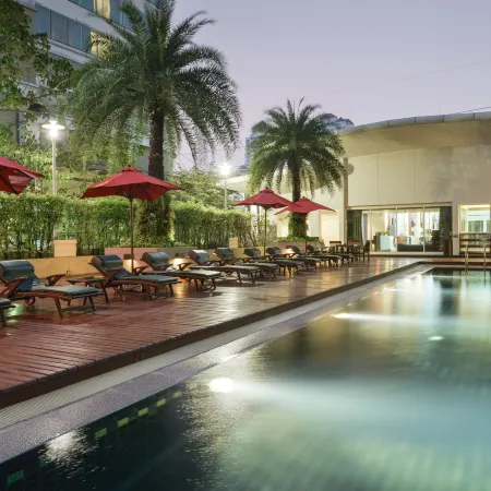 Centre Point Sukhumvit Thong-Lo Отели рядом с достопримечательностью «Тхонг Лор»