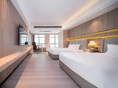 Beautiful Hao Hotel (Zhanjiang Sports Center Jinshawan) Отели рядом со станцией Zhanjiang West Railway Station