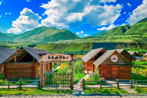 禾木雙穗禾·360°環山Slowly·原木風私享美宿（落日篝火晚會店） 布爾津住宿飯店