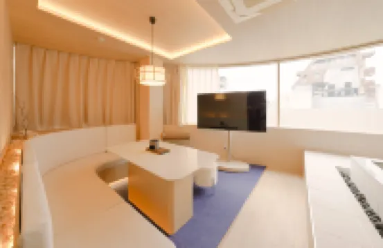 UH Suite Namba Station The Spa