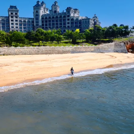 Hilton Dalian Golden Pebble Beach Resort