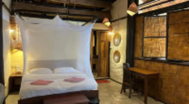 莎莎勞酒店 酒店