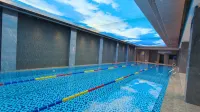 Solong International Hotel - Swimmingpools