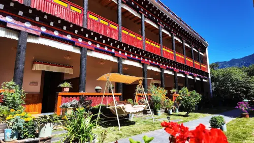 Danba yongbolinka hotel