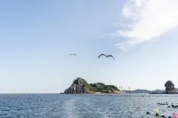 On the Water Side·Seaside Sunrise Resort (Zhuanghe Haiwang Jiudao Branch) - Mountain view