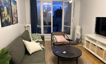 Cozy apart near Père-Lachaise