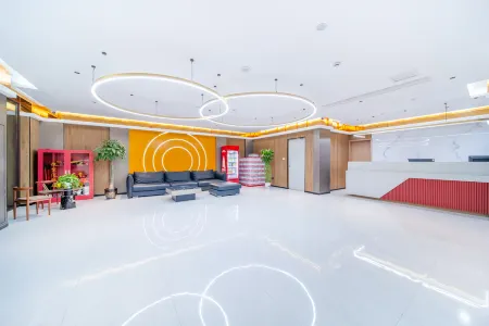 Luntai Mengxinghe Business Hotel (Xiyu Community Xincheng Road)