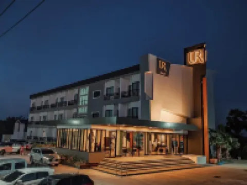 優爾酒店 鄰近Wat Thung Sri Muang的酒店