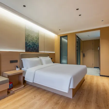 Chengfeng Hotel (Hebei Normal University Huihua College)