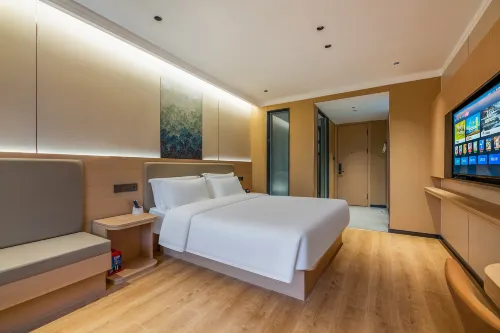 Chengfeng Hotel (Hebei Normal University Huihua College)