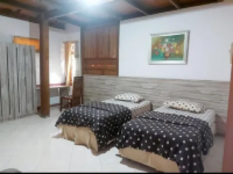 Aquarius Orange Hotel & Villa