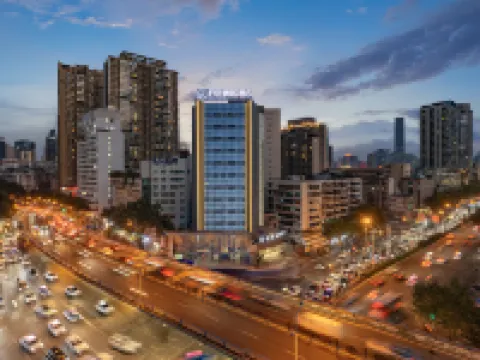 Kaiyuan Yiju Hotel Hotels near Qianling Mountain Park