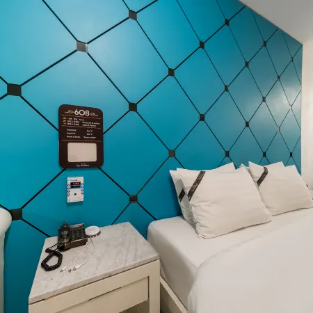 Hotel Cube