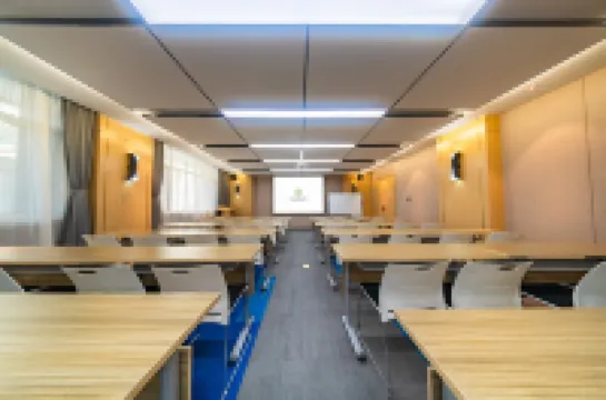 โรงแรมซื่อเซิ่งช่างปิน โรงแรมในหลินเถา