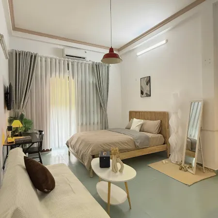 Zen Home Отели рядом с достопримечательностью «Куан-Бинь-Тхань»