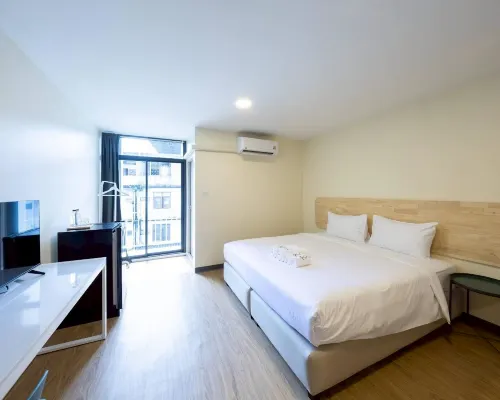 Fine Bed Hotel Hoteles cerca de Isla de Koh Kret