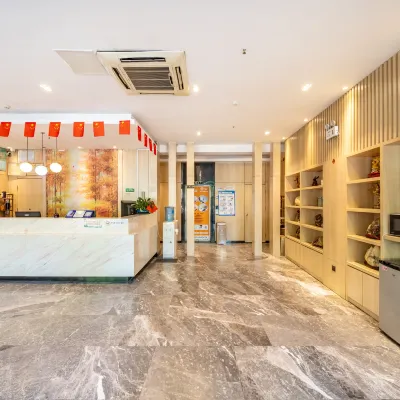 Pod Inn Hotel (Nanjing Sun Yat-sen's Mausoleum Maqun Subway Station) Các khách sạn gần Chùa Linh Cốc