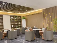 Golden Rome Fifth Season Hotel Hotels in Cangzhou