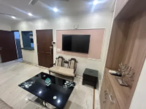 Metrolink Apartment & Suites-Green Park