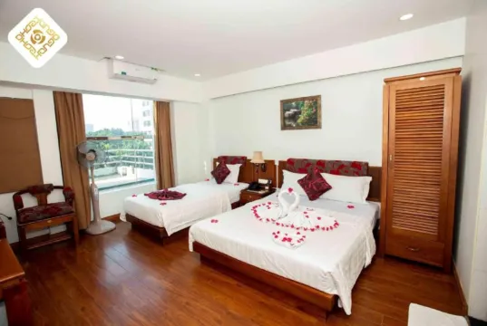 安和港夏丹飯店2