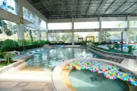 Wugong Mountain Rongyuan International Hot Spring Resort - Pools