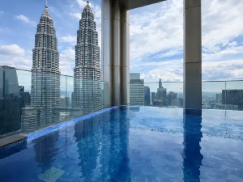Tropicana The Residence Kuala Lumpur by ALMA ( Rooftop Infinity Pool + 2Mins Walk to KLCC )