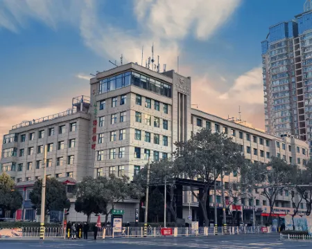 蘭州中山ホテル(中山橋張掖路商店街) 蘭州のホテル