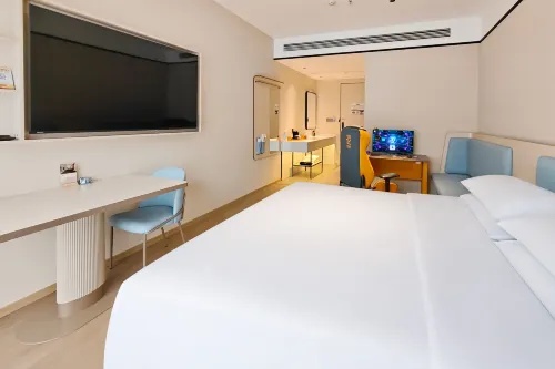 Jingfang E-Sports Hotel (Xuanhan Baren Square) - parking