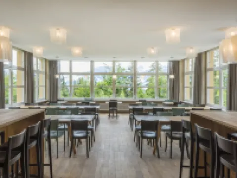 Crans-Montana Youth Hostel Hotels in Sierre