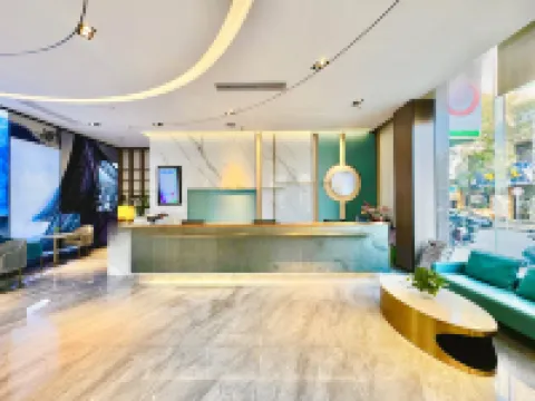 Liling Hehua Hotel (Lilingmen Porcelain City Ancient Rhyme One River Two Banks Branch)