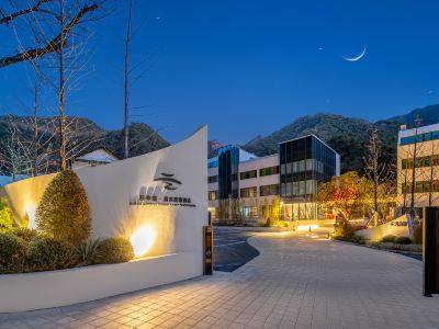 CLOUD SERENITY CREEK VALLEY RESORT HOTEL