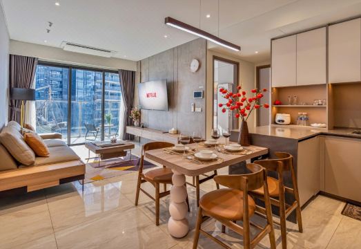 Moon The Opera Luxury Residence 수영장 전경