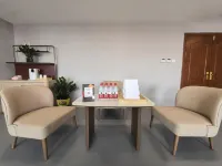 Licheng Huasheng Hotel (Bachu Centery Avenue) - Gym