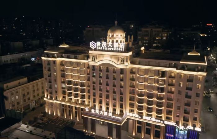World Trade Grand Hote