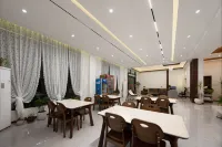 Yuxi · Luxury Stream Villa • Beautiful Stay (Henan Baoquan Tourism Resort Area) - breakfast