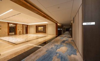 Conch International Hotel