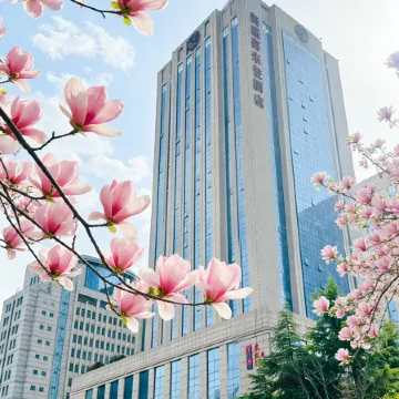 Sheraton Grand Zhengzhou Hotel