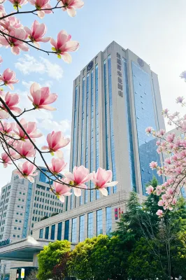 Sheraton Grand Zhengzhou Hotel